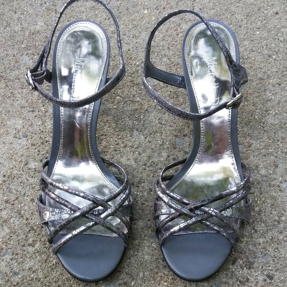 Size 7.5M Michelle D Gray Sandals - Picture 4 of 8